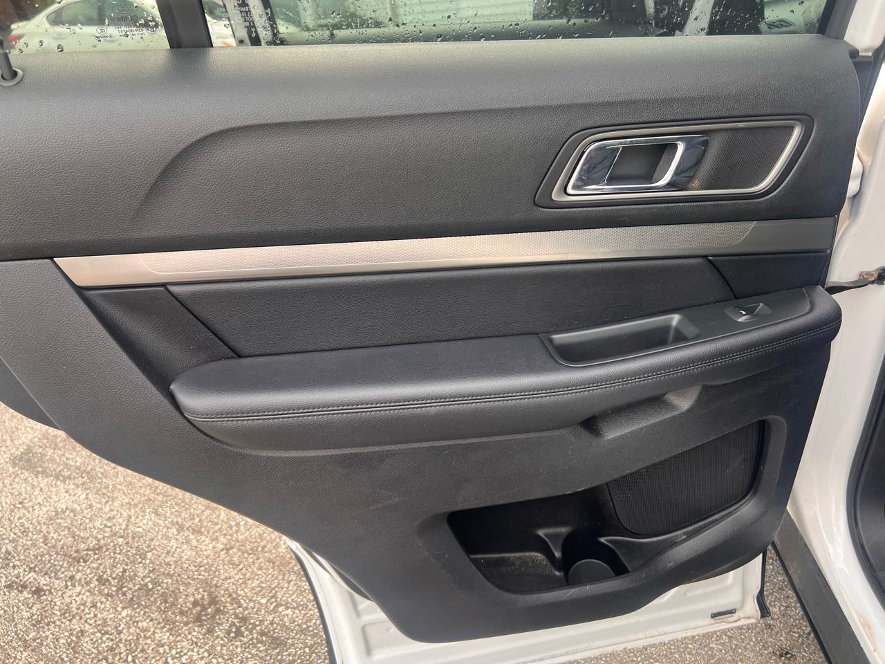Ford Explorer XLT 4WD 2018