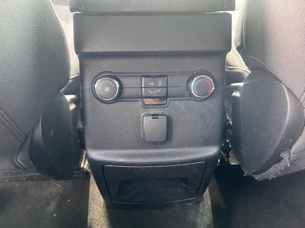 Ford Explorer XLT 4WD 2018