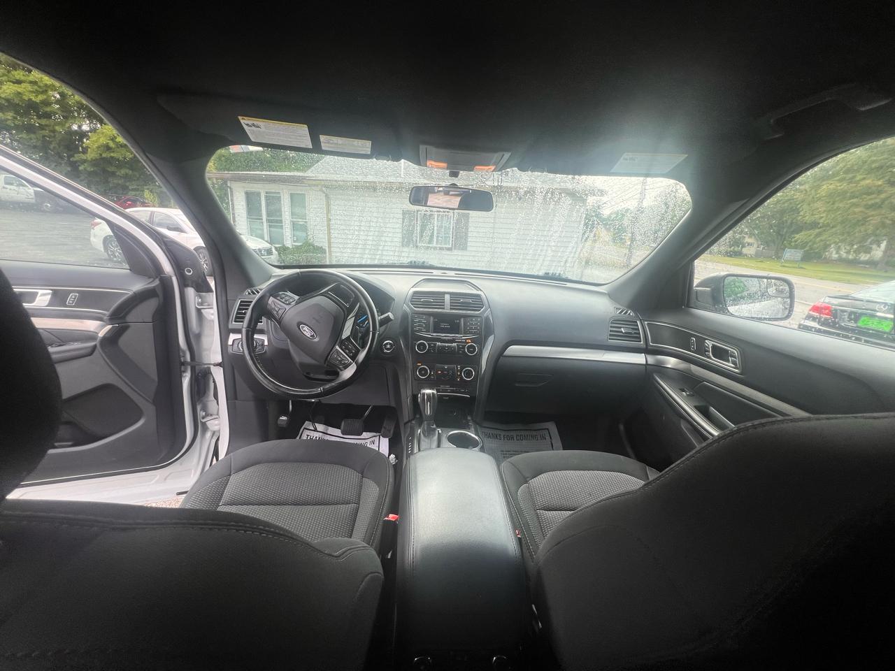Ford Explorer XLT 4WD 2018
