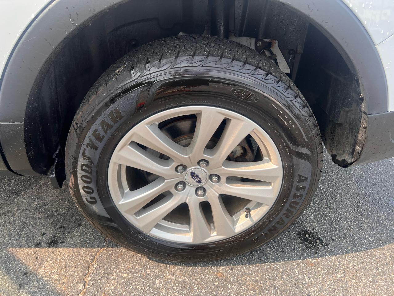 Ford Explorer XLT 4WD 2018