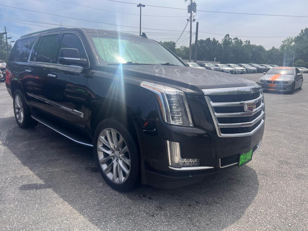 Cadillac Escalade ESV 4WD 4dr Luxury 2017