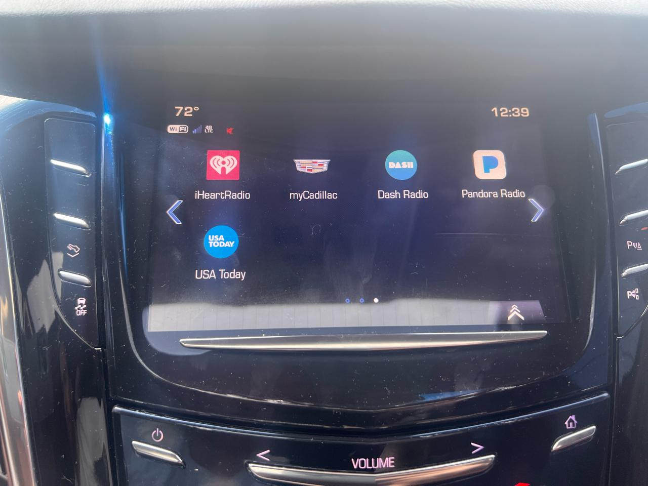Cadillac Escalade ESV 4WD 4dr Luxury 2017