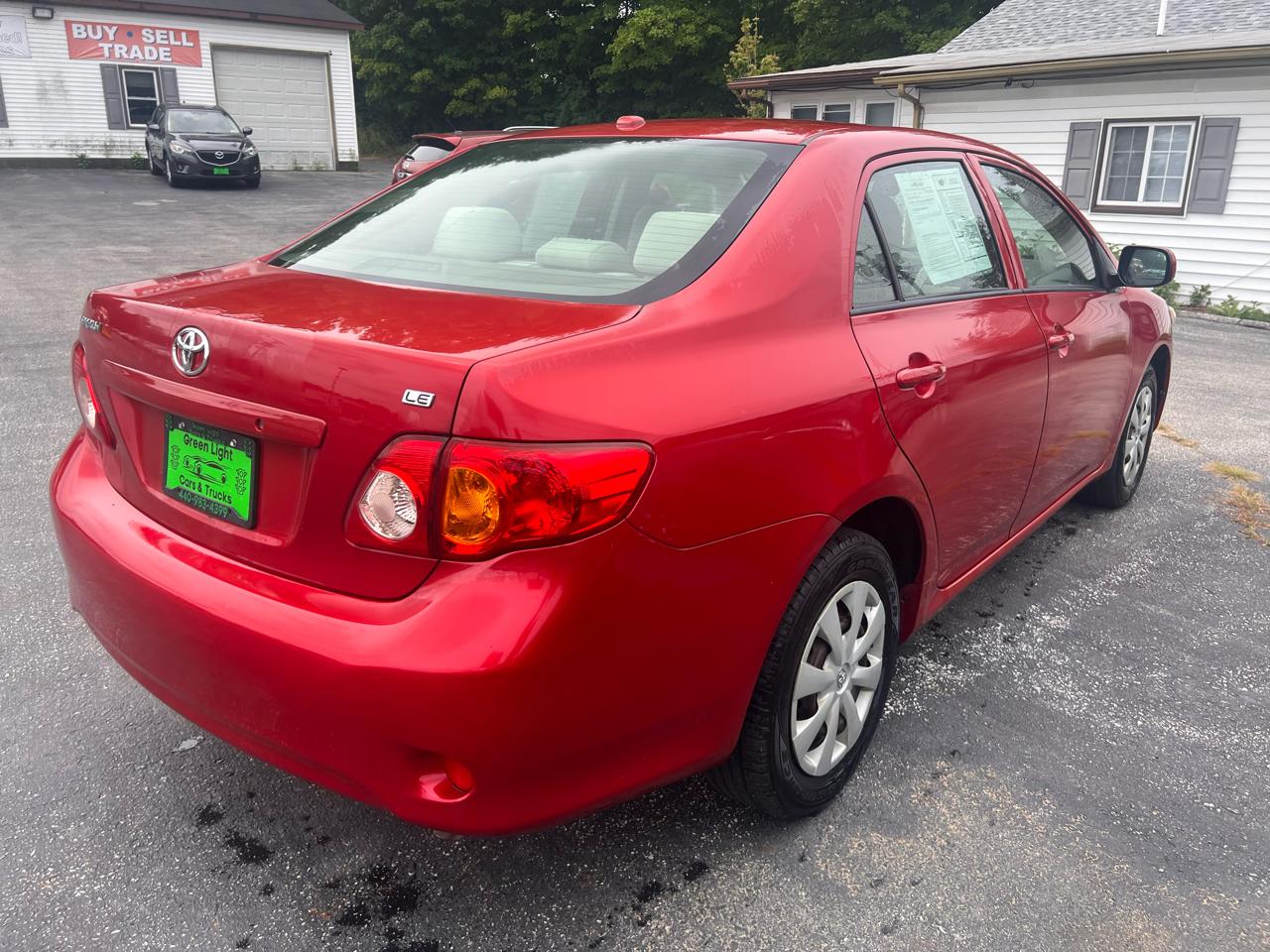 Toyota Corolla 4dr Sdn Man (Natl) 2010