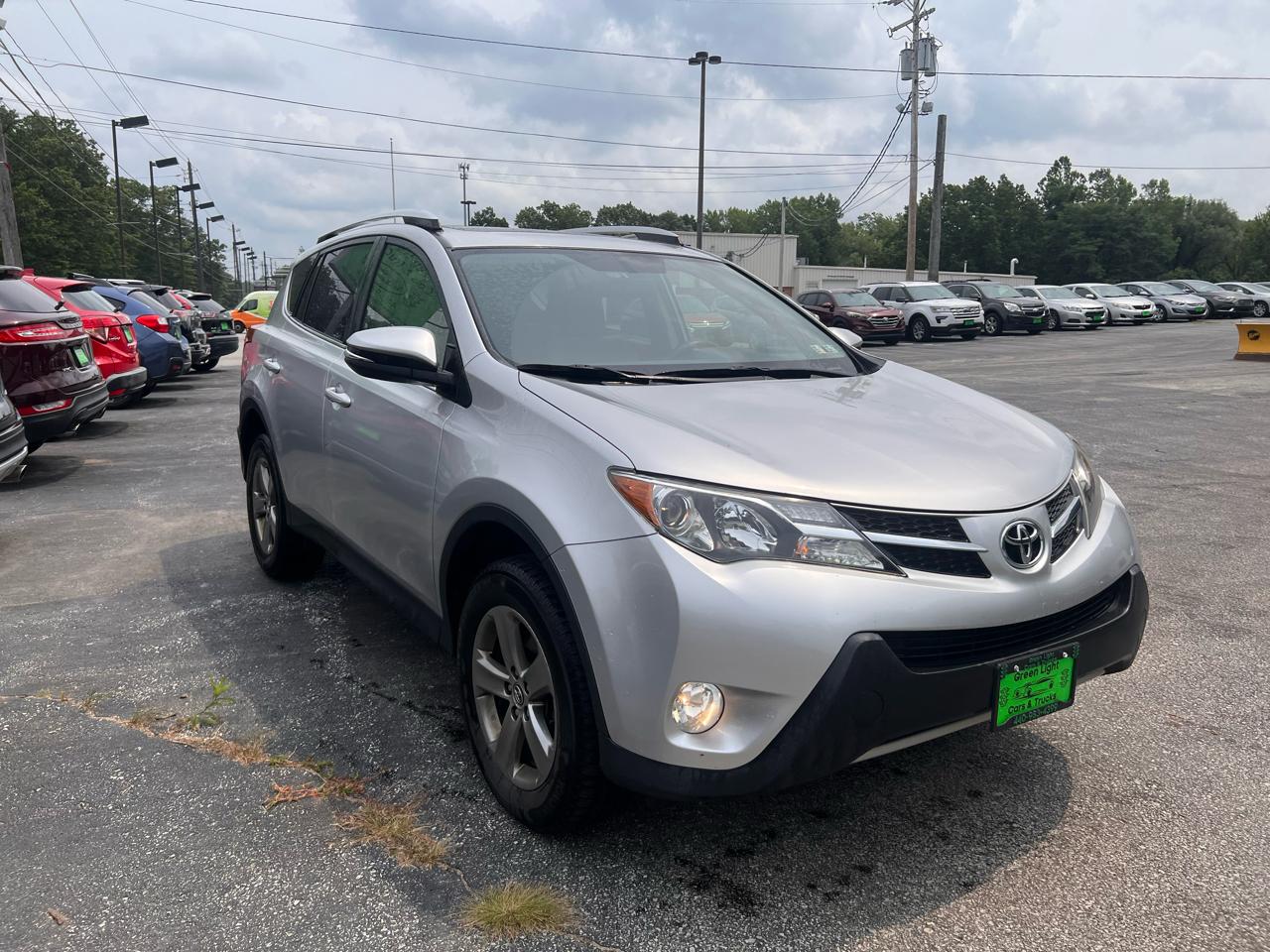 Toyota RAV4 AWD 4dr XLE (Natl) 2015
