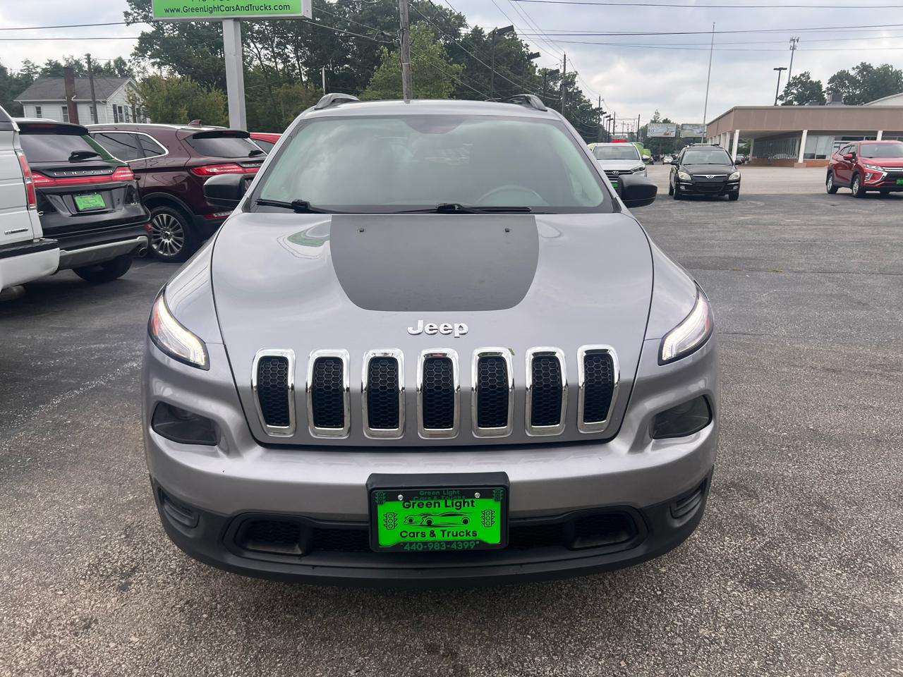 Jeep Cherokee 4WD 4dr Sport 2016