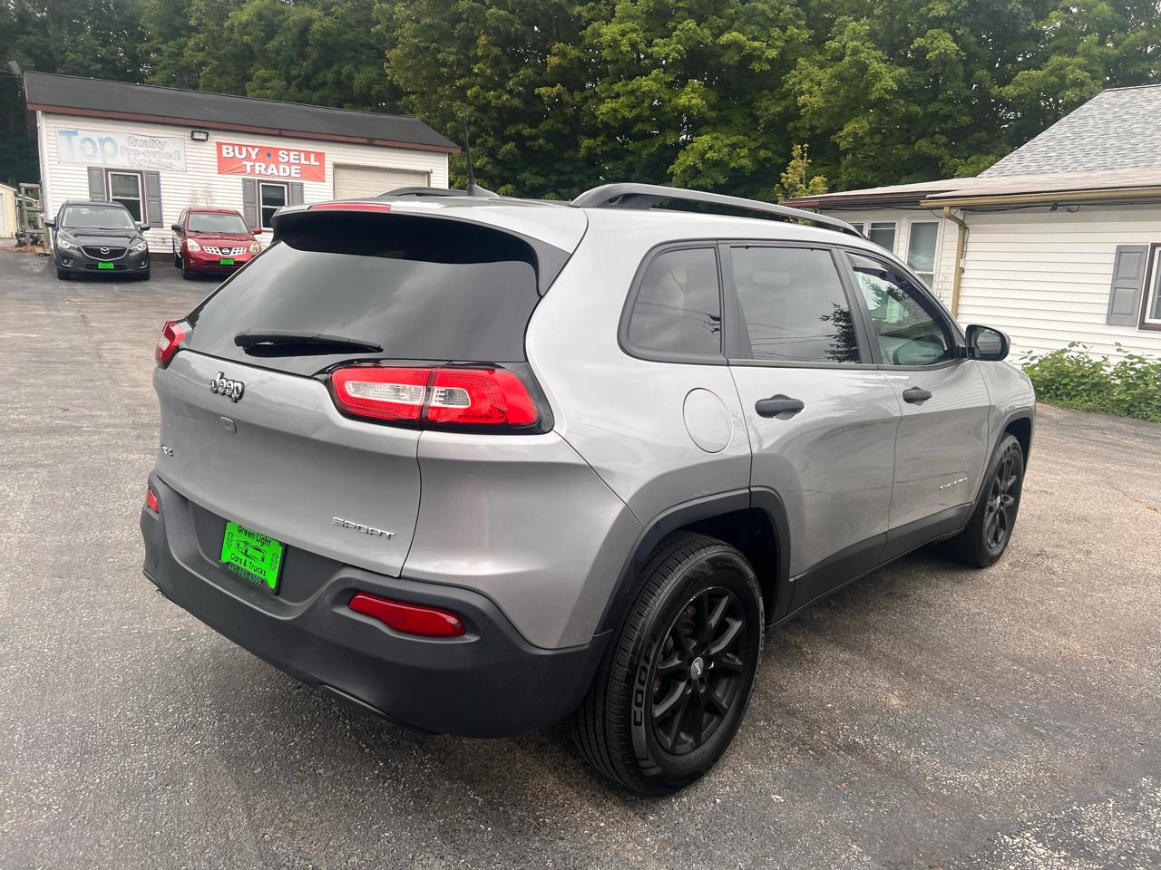 Jeep Cherokee 4WD 4dr Sport 2016