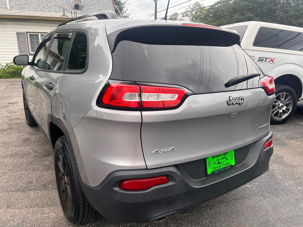 Jeep Cherokee 4WD 4dr Sport 2016