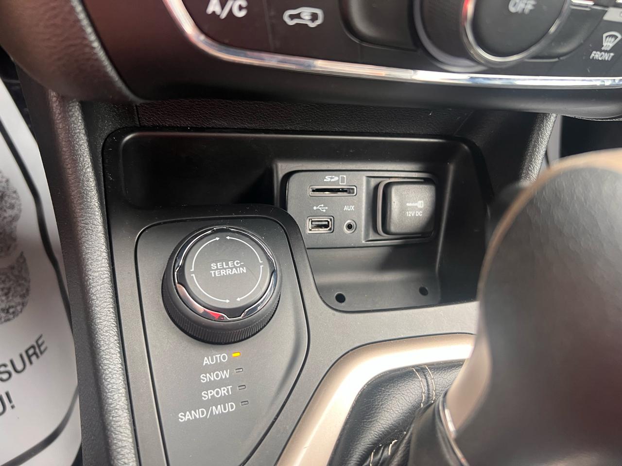 Jeep Cherokee 4WD 4dr Sport 2016