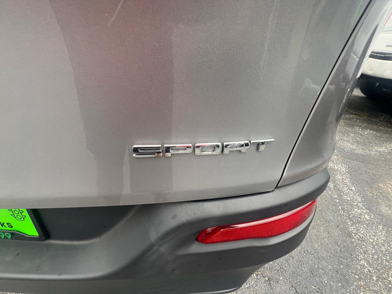 Jeep Cherokee 4WD 4dr Sport 2016