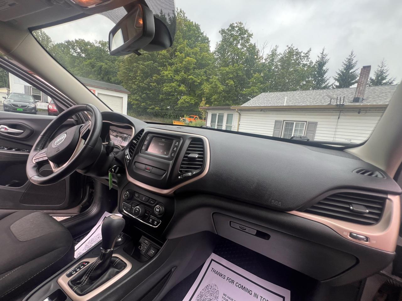 Jeep Cherokee 4WD 4dr Sport 2016