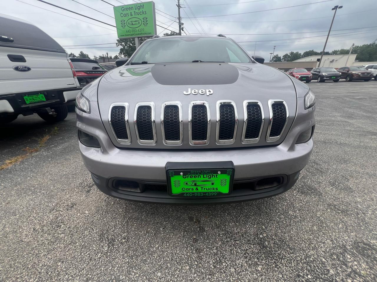 Jeep Cherokee 4WD 4dr Sport 2016