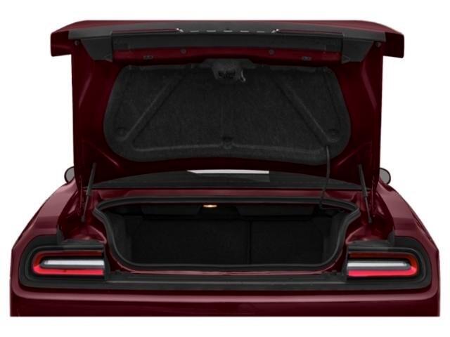 Dodge Challenger SXT RWD 2021