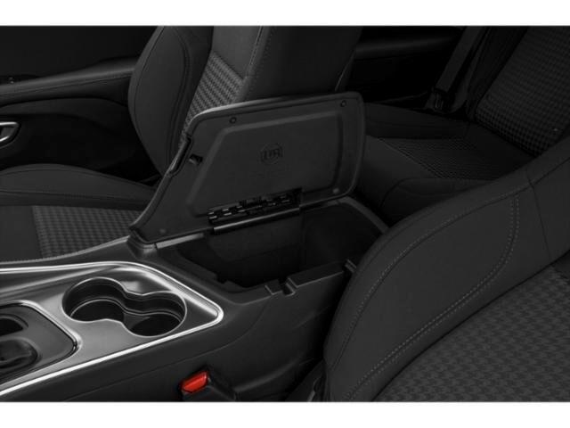 Dodge Challenger SXT RWD 2021