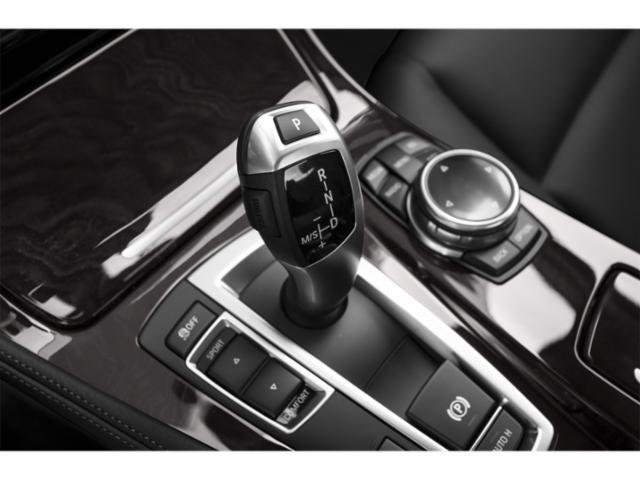 BMW 5 Series 4dr Sdn 528i xDrive AWD 2015