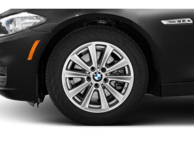 BMW 5 Series 4dr Sdn 528i xDrive AWD 2015