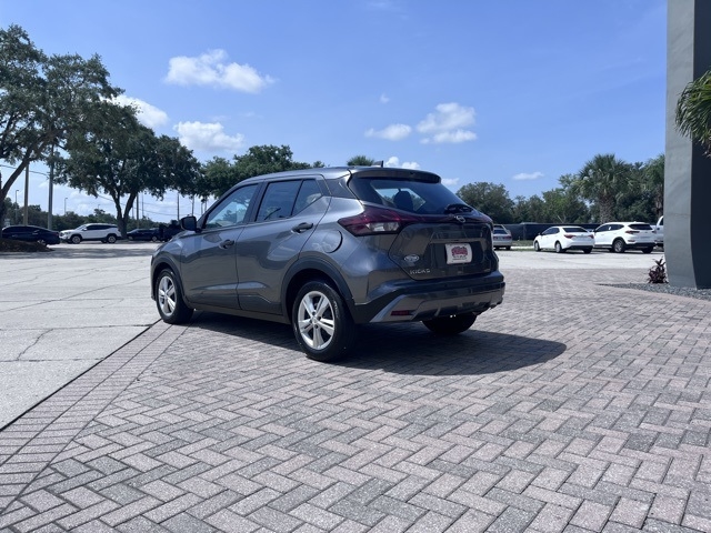 Nissan Kicks S FWD 2024