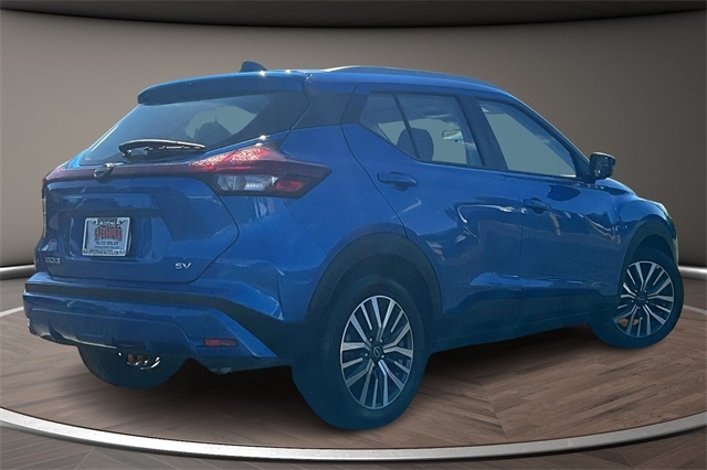 Nissan Kicks SV FWD 2024