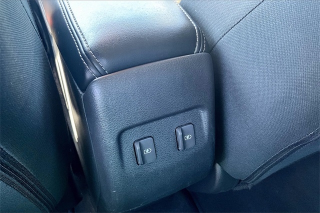 Nissan Kicks SV FWD 2024