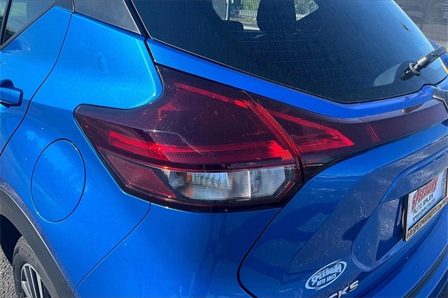 Nissan Kicks SV FWD 2024