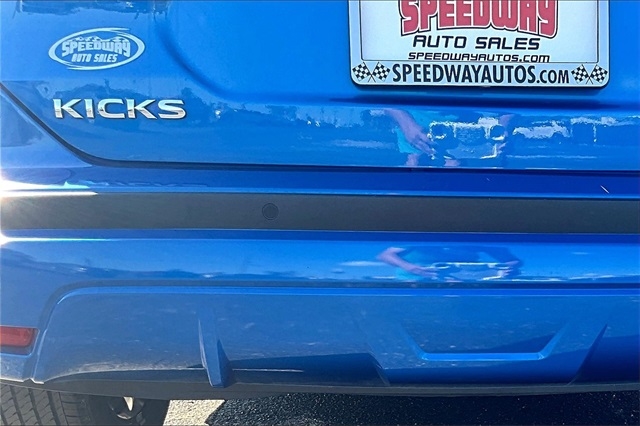 Nissan Kicks SV FWD 2024