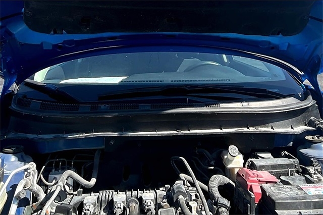 Nissan Kicks SV FWD 2024