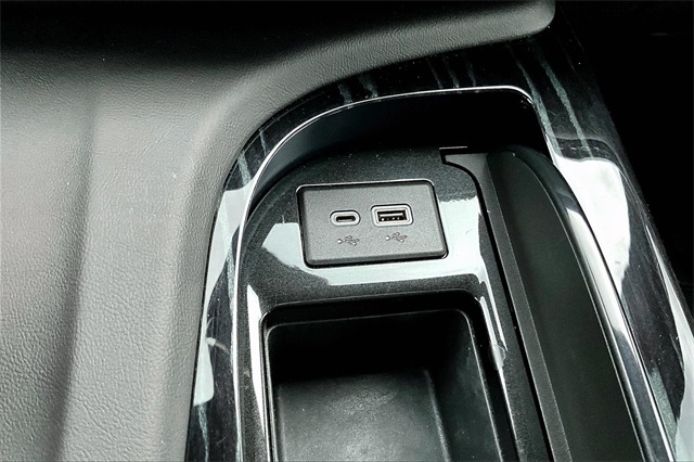 Cadillac Escalade ESV 4WD 4dr Sport 2023