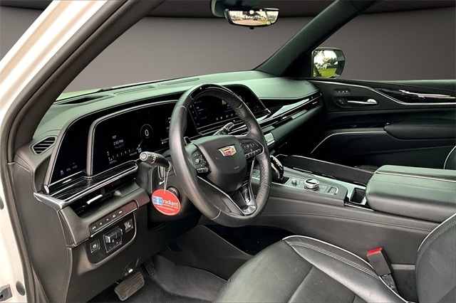 Cadillac Escalade ESV 4WD 4dr Sport 2023