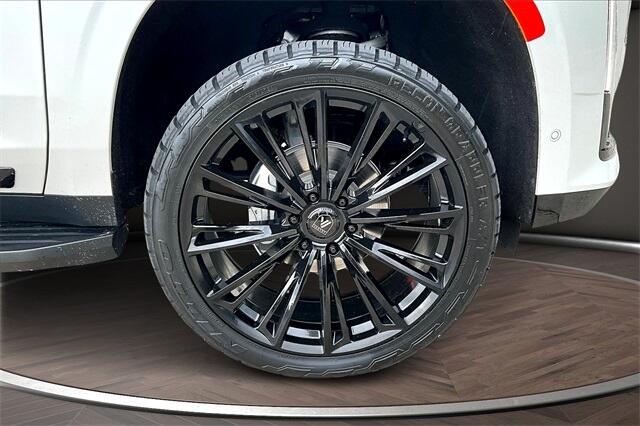 Cadillac Escalade ESV 4WD 4dr Sport 2023