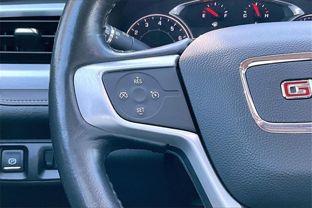 GMC Acadia FWD 4dr SLT w/SLT-1 2019