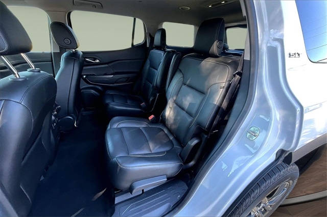 GMC Acadia FWD 4dr SLT w/SLT-1 2019