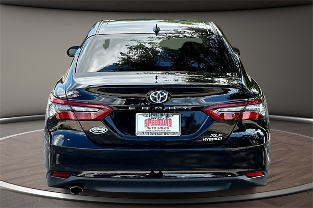 Toyota Camry Hybrid XLE CVT (Natl) 2022