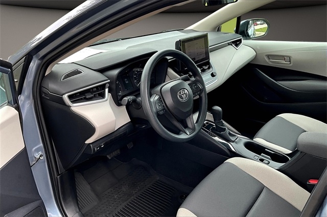 Toyota Corolla LE CVT (Natl) 2024