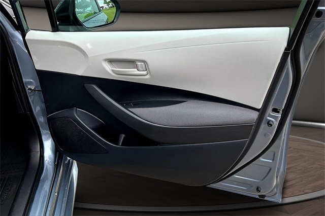 Toyota Corolla LE CVT (Natl) 2024