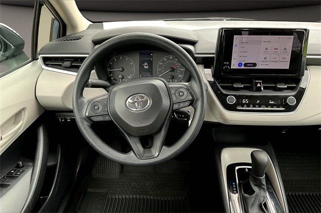 Toyota Corolla LE CVT (Natl) 2024