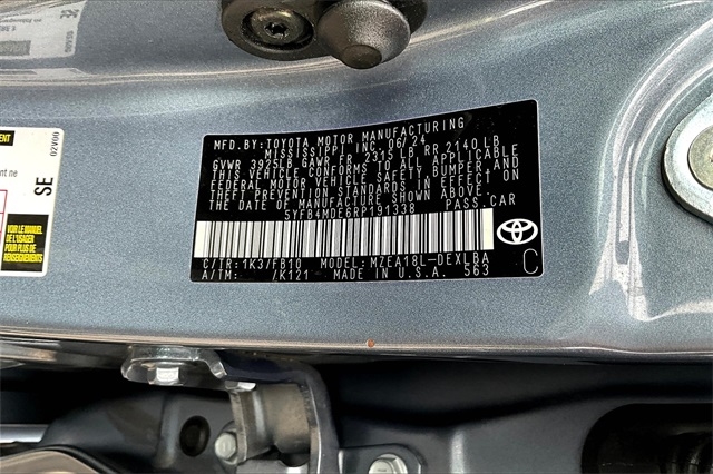 Toyota Corolla LE CVT (Natl) 2024