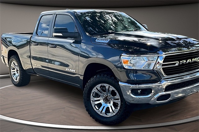 RAM 1500 Big Horn 4x4 Quad Cab 6'4" Box 2021