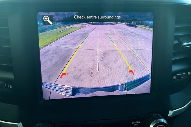 RAM 1500 Big Horn 4x4 Quad Cab 6'4" Box 2021