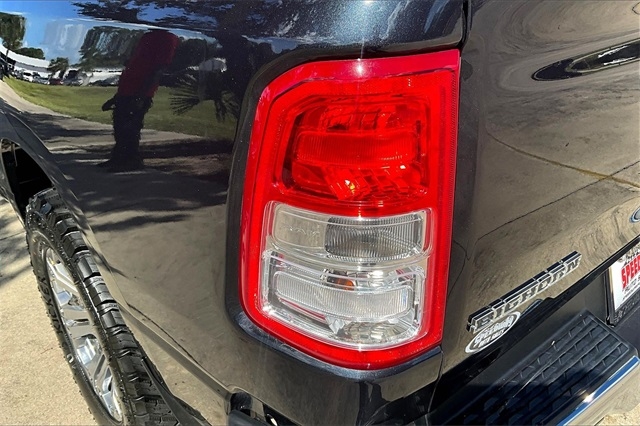 RAM 1500 Big Horn 4x4 Quad Cab 6'4" Box 2021