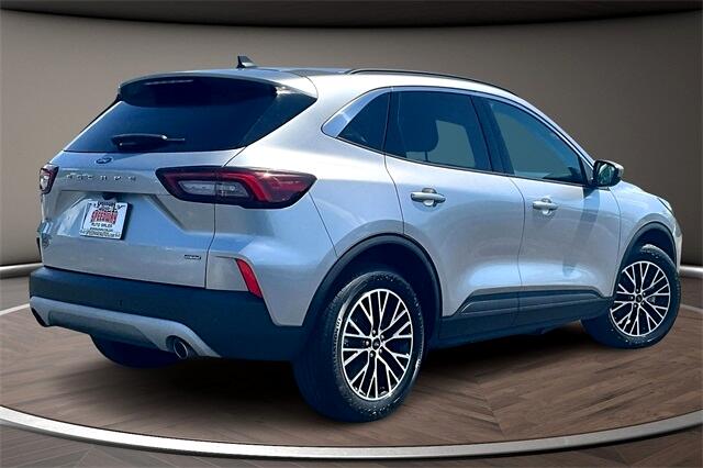 Ford Escape PHEV FWD 2023