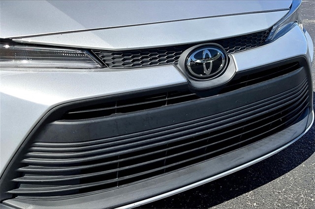 Toyota Corolla LE CVT (Natl) 2023