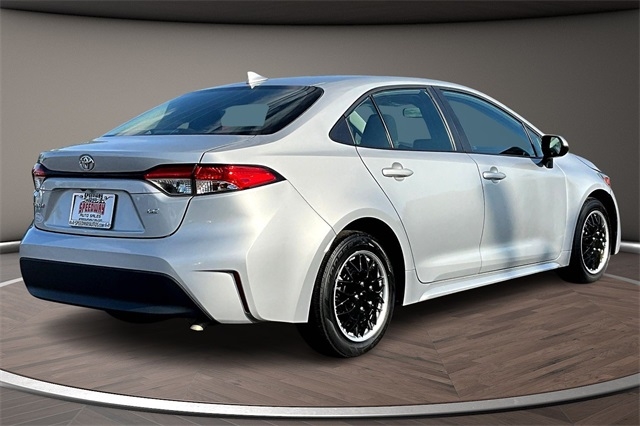 Toyota Corolla LE CVT (Natl) 2023