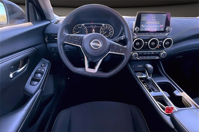 Nissan Sentra SV CVT 2025