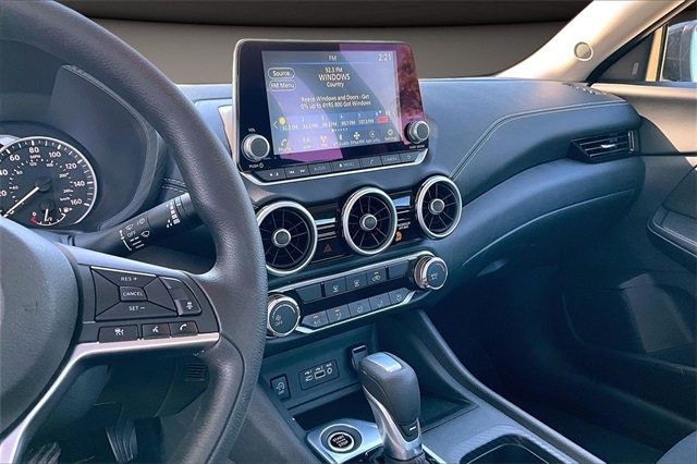 Nissan Sentra SV CVT 2025