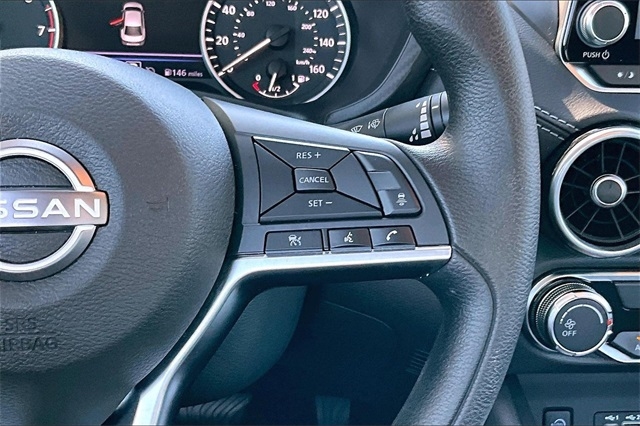 Nissan Sentra SV CVT 2025