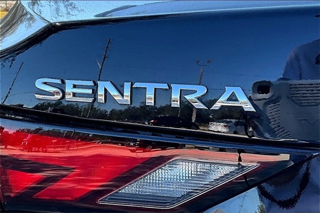 Nissan Sentra SV CVT 2025