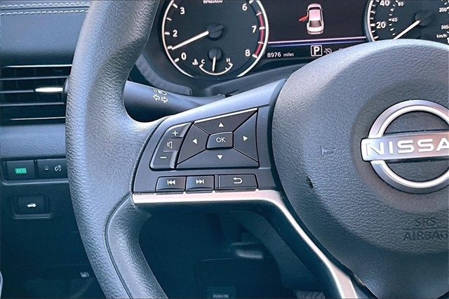 Nissan Sentra SV CVT 2025