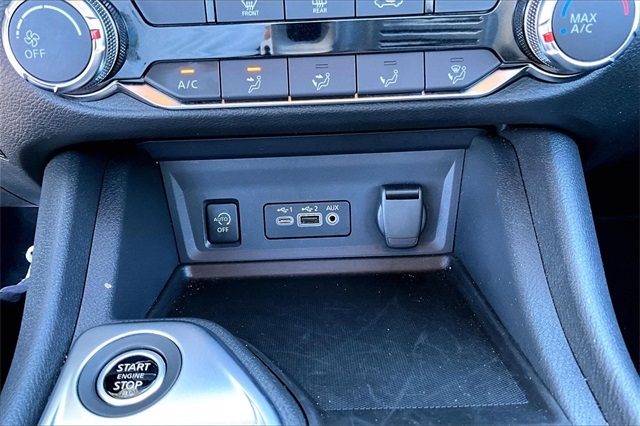 Nissan Sentra SV CVT 2025