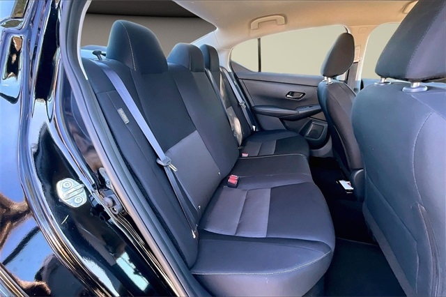 Nissan Sentra SV CVT 2025