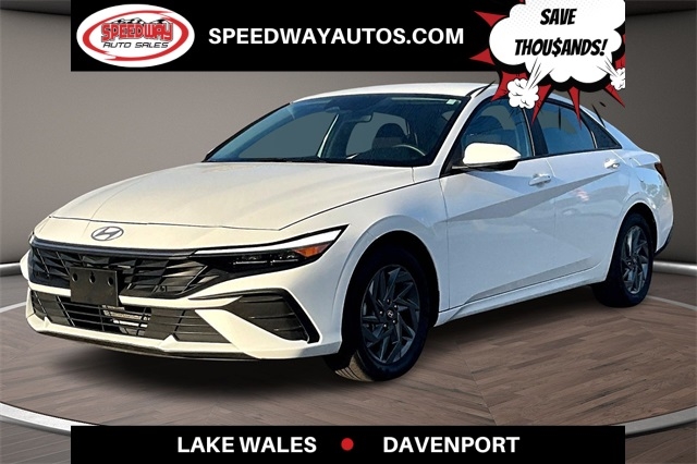 2024 Hyundai Elantra SEL IVT