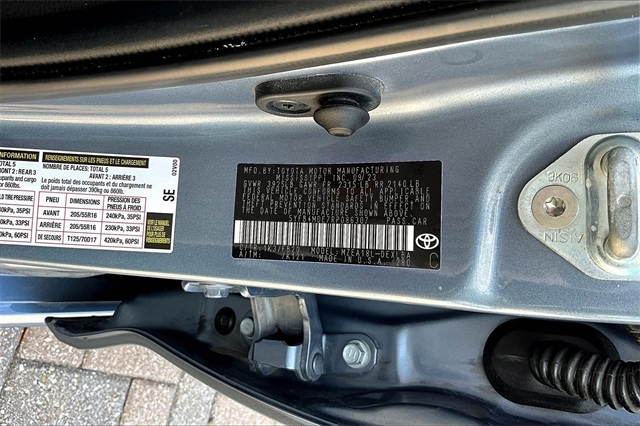 Toyota Corolla LE CVT (Natl) 2024